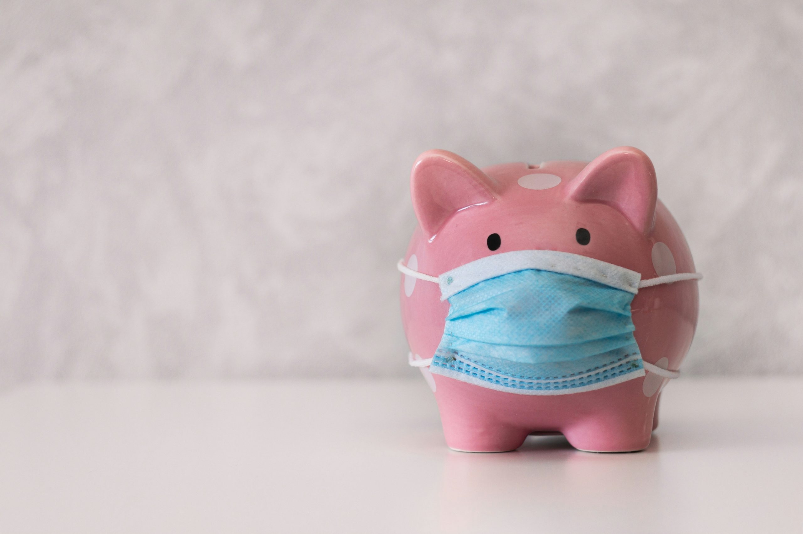 Infographic showing common savings pitfalls and solutions